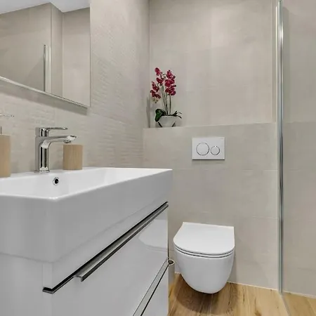 Kjara I Ivan Apartamento Makarska